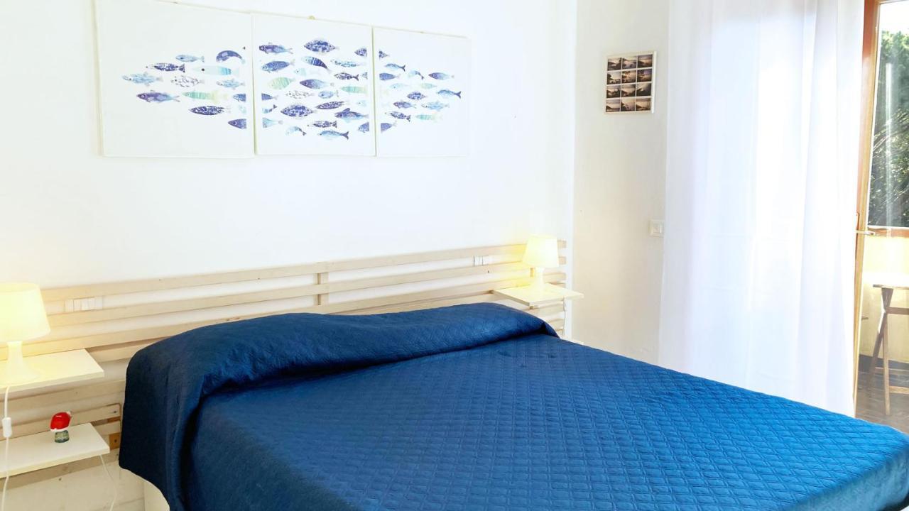 Апартаменти Casa Sprizze Марчіана-Марина Екстер'єр фото